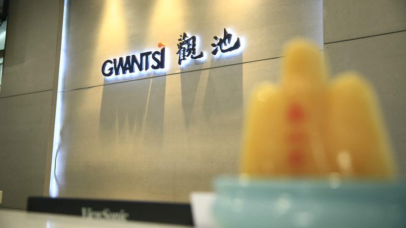 代理记账与全职会计：文化传媒公司财务管理的两大选择**